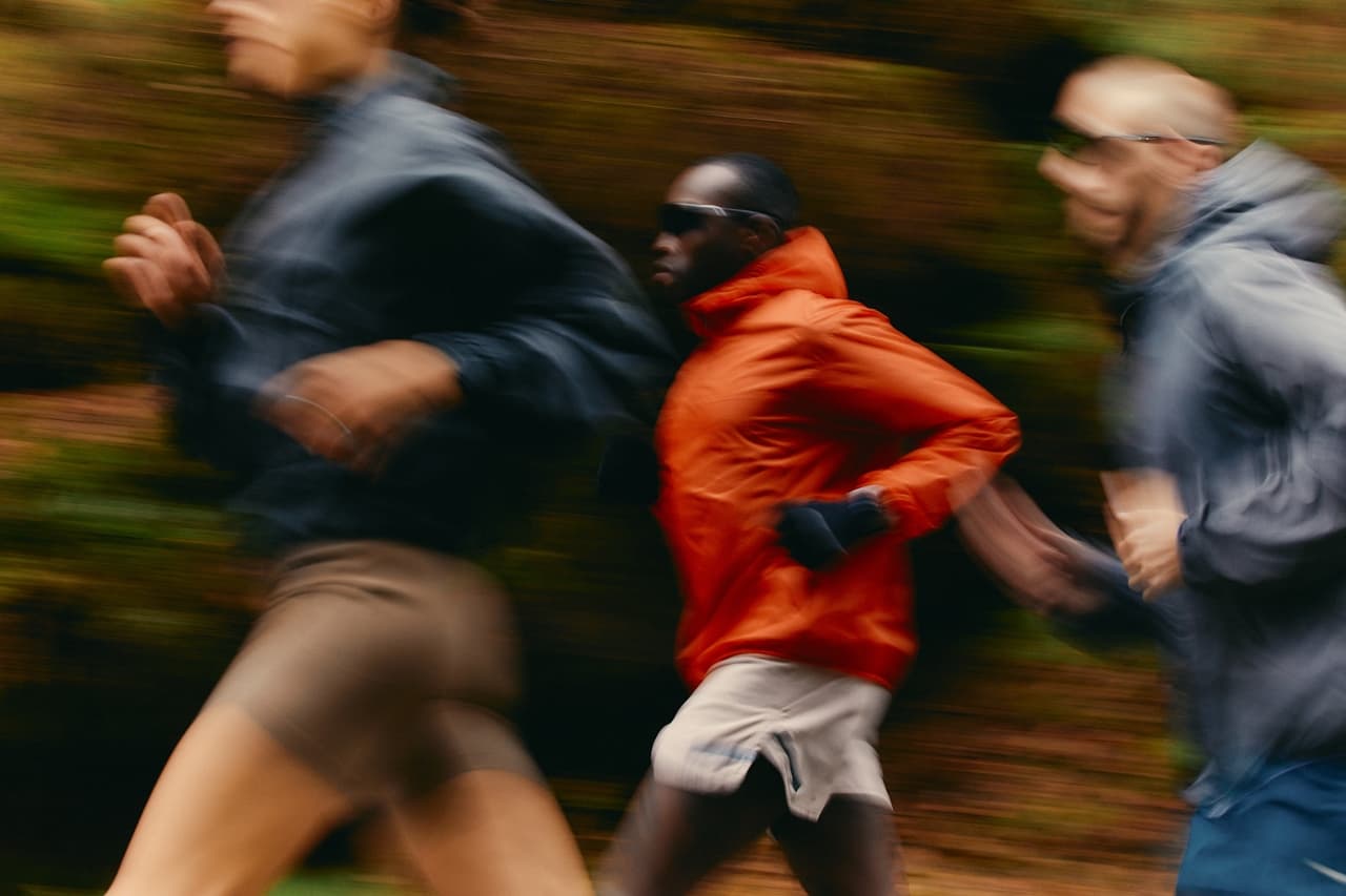 People running together